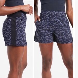 ATHLETA Brooklyn Printed Athletic Shorts in Allure Navy Leopard